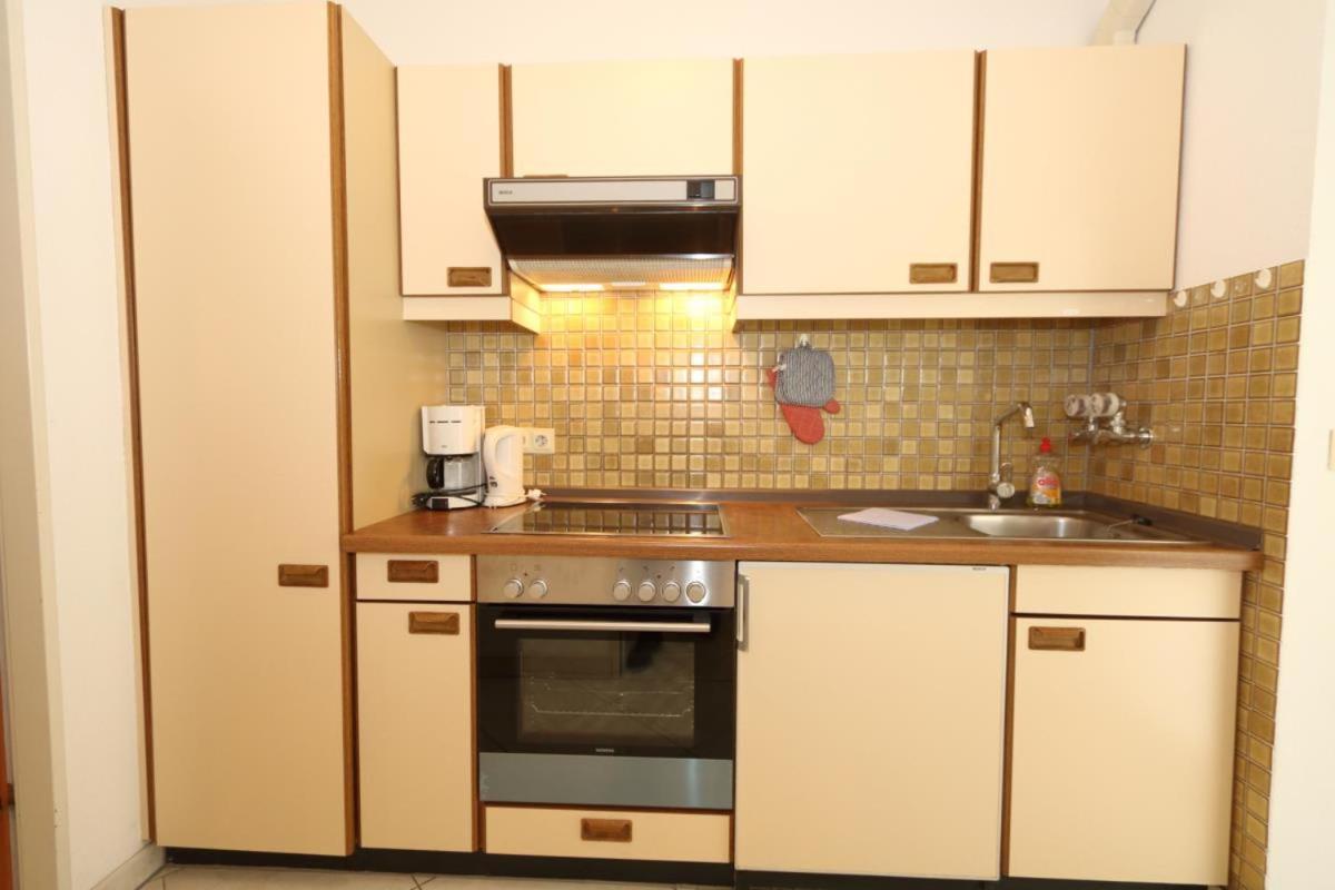 Schwalbe - Tripp Appartement Westerland Buitenkant foto